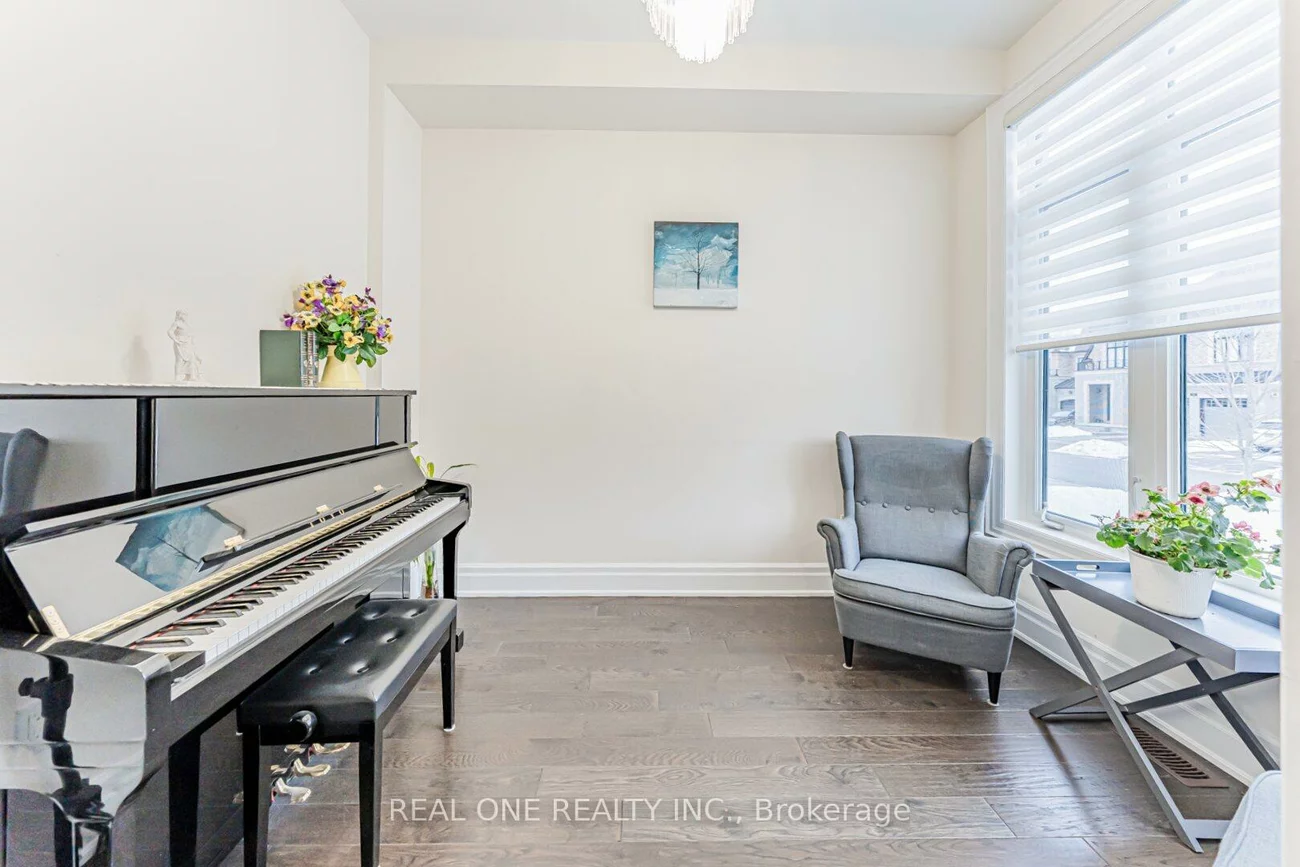 45, Shining Willow, South Richvale, Richmond Hill