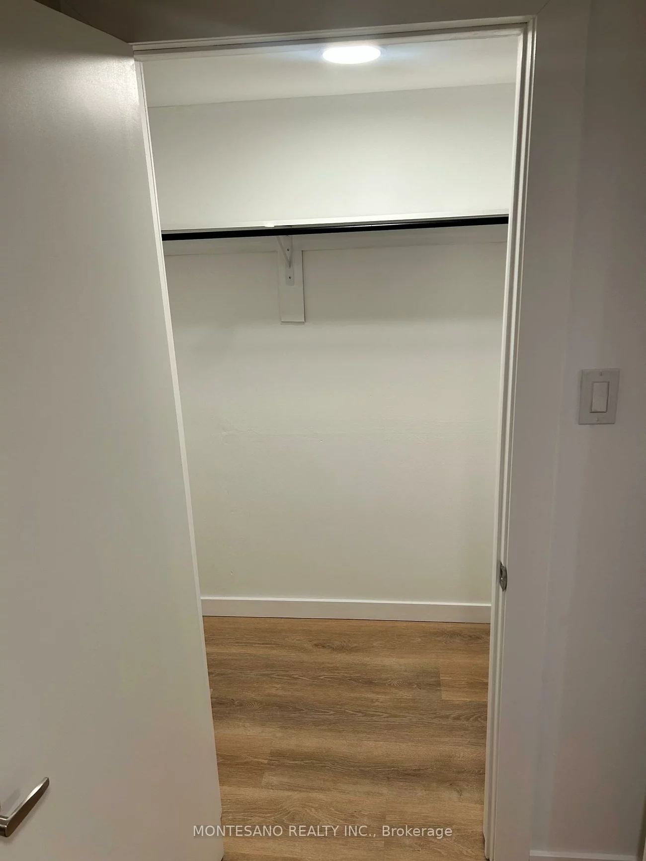 83A, Arnold, Mill Pond, Richmond Hill