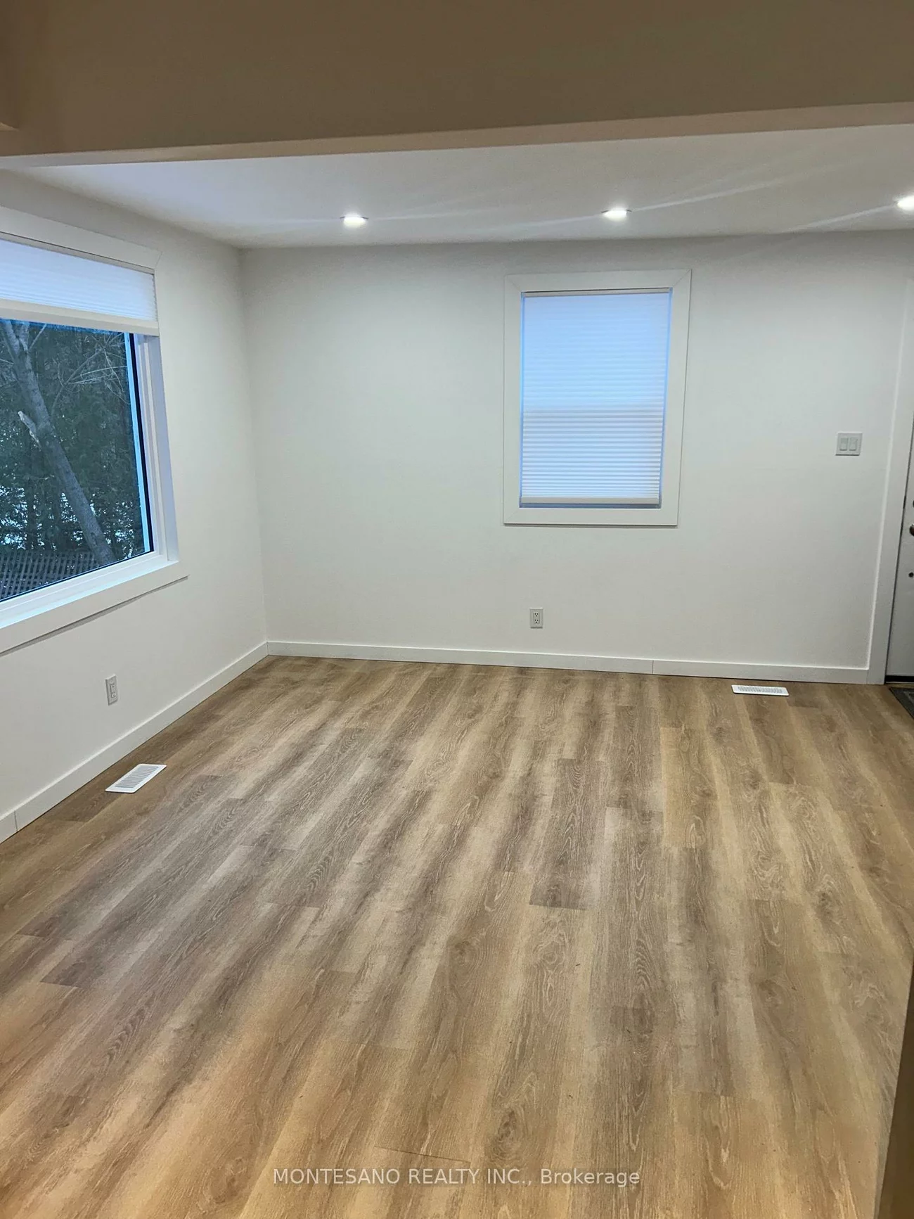 83A, Arnold, Mill Pond, Richmond Hill