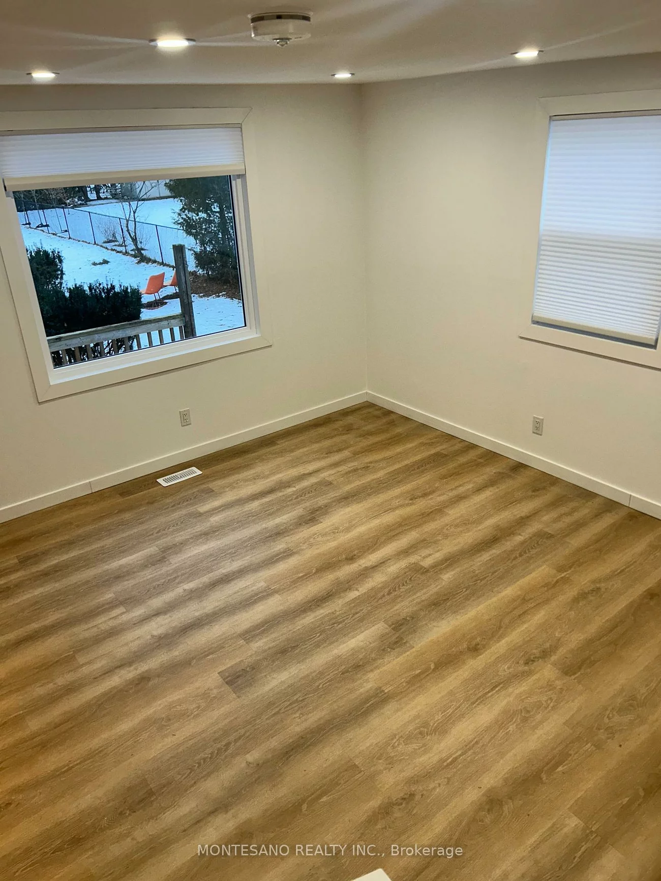 83A, Arnold, Mill Pond, Richmond Hill