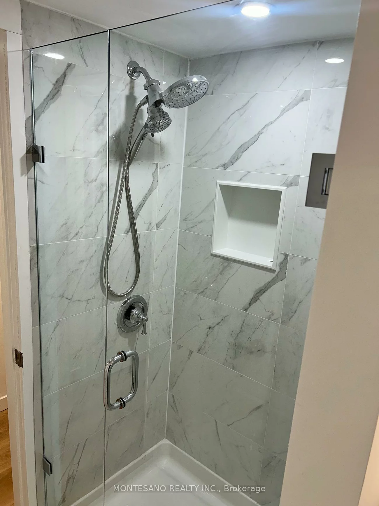 83A, Arnold, Mill Pond, Richmond Hill