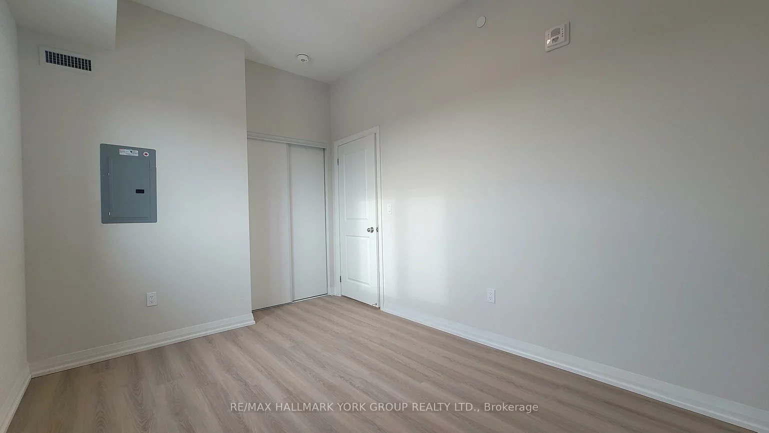 13042, Yonge, Oak Ridges, Richmond Hill