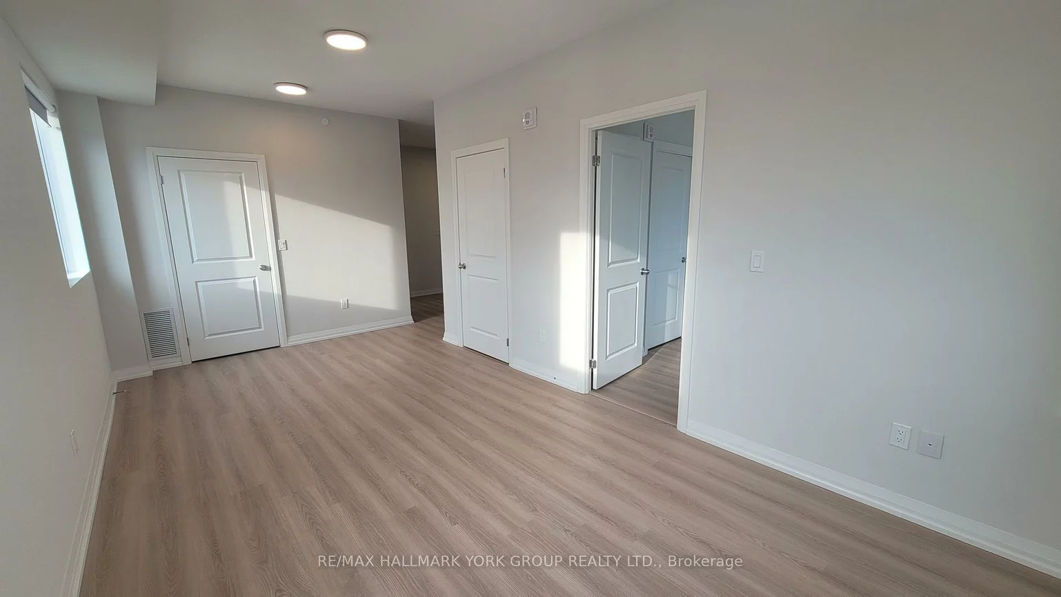 13042, Yonge, Oak Ridges, Richmond Hill