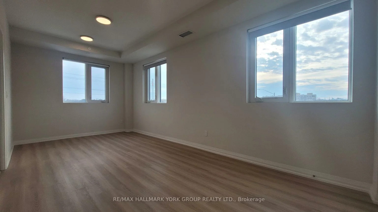 13042, Yonge, Oak Ridges, Richmond Hill