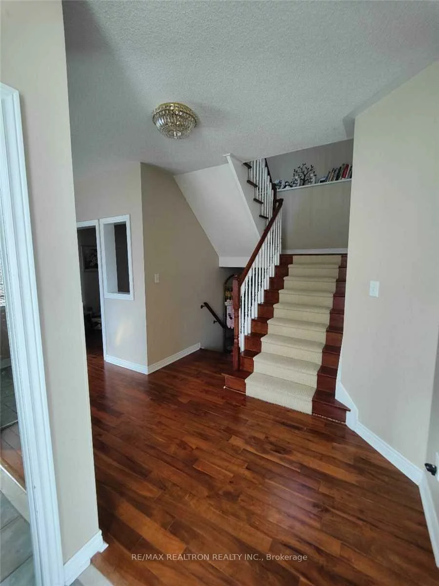 26, English Oak, Oak Ridges Lake Wilcox, Richmond Hill