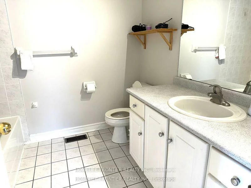 210, Kimono, Rouge Woods, Richmond Hill