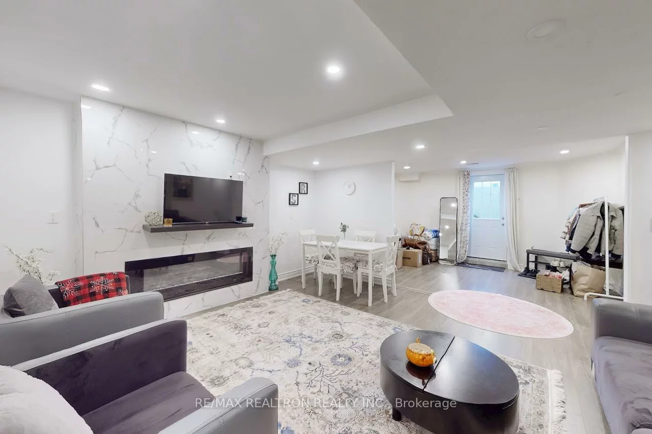 107, Bel Canto, Oak Ridges Lake Wilcox, Richmond Hill