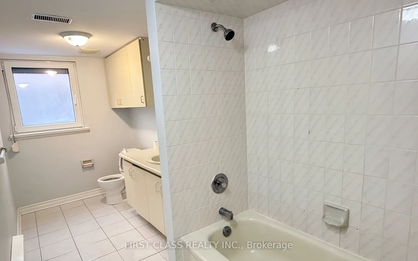 238, N Lake, Oak Ridges Lake Wilcox, Richmond Hill