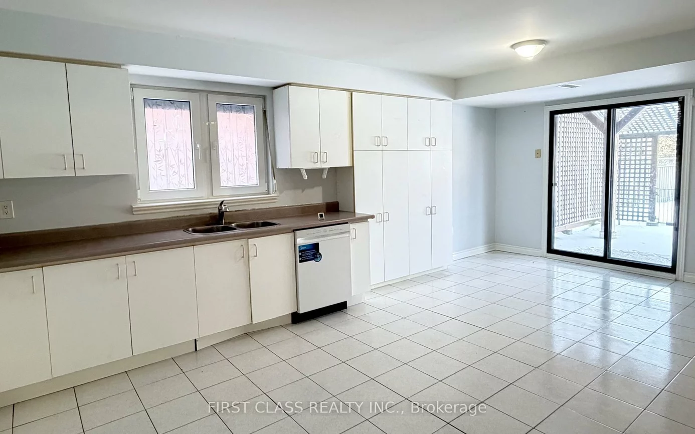 238, N Lake, Oak Ridges Lake Wilcox, Richmond Hill