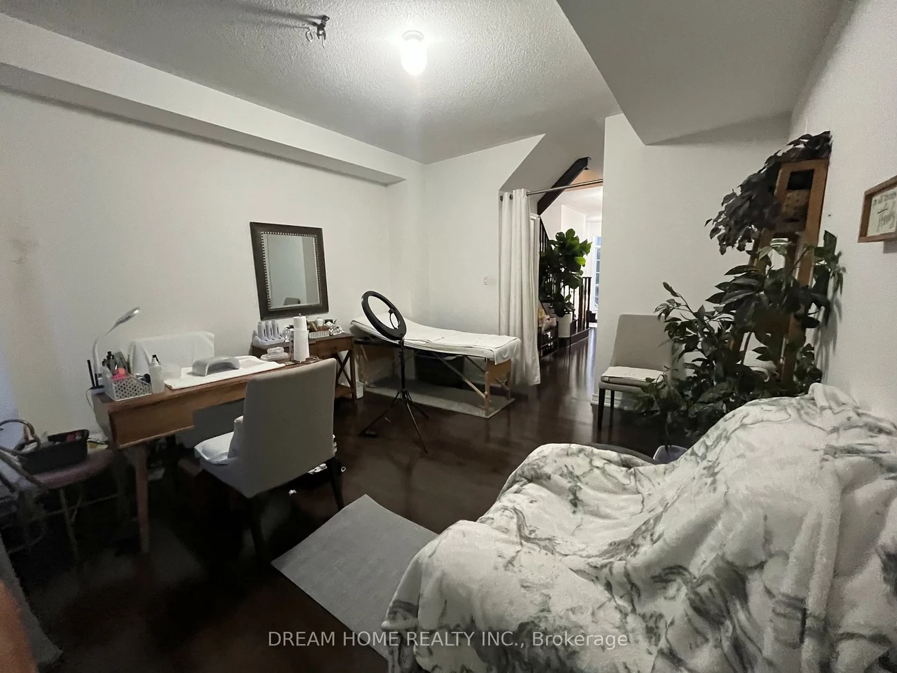 21, Globemaster, Oak Ridges, Richmond Hill