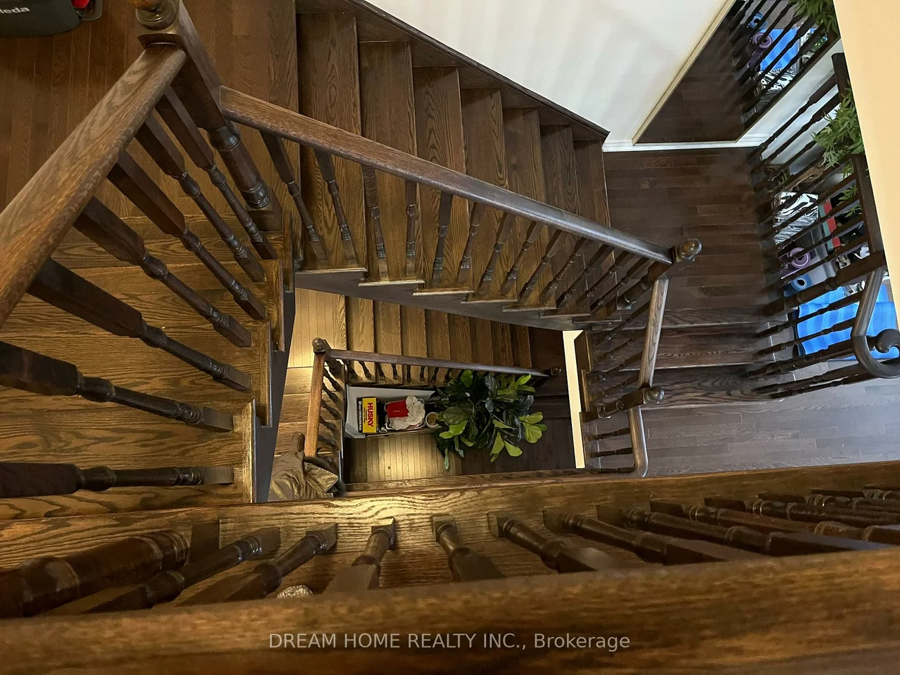 21, Globemaster, Oak Ridges, Richmond Hill