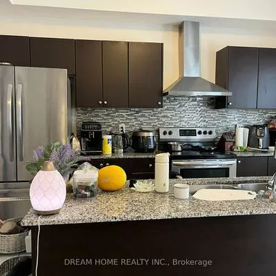 21, Globemaster, Oak Ridges, Richmond Hill