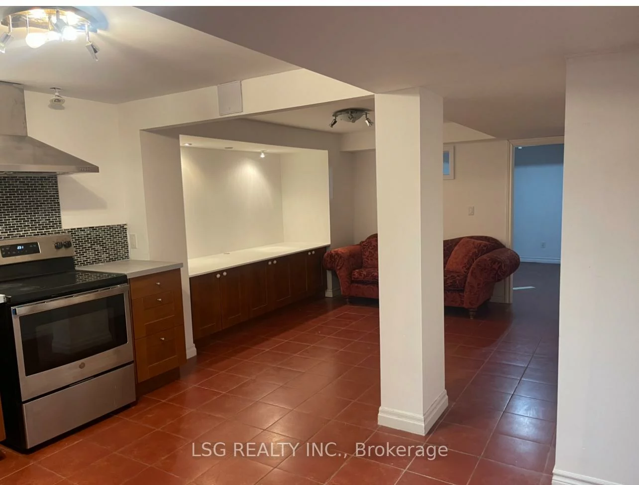 180, Estate Garden, Oak Ridges, Richmond Hill