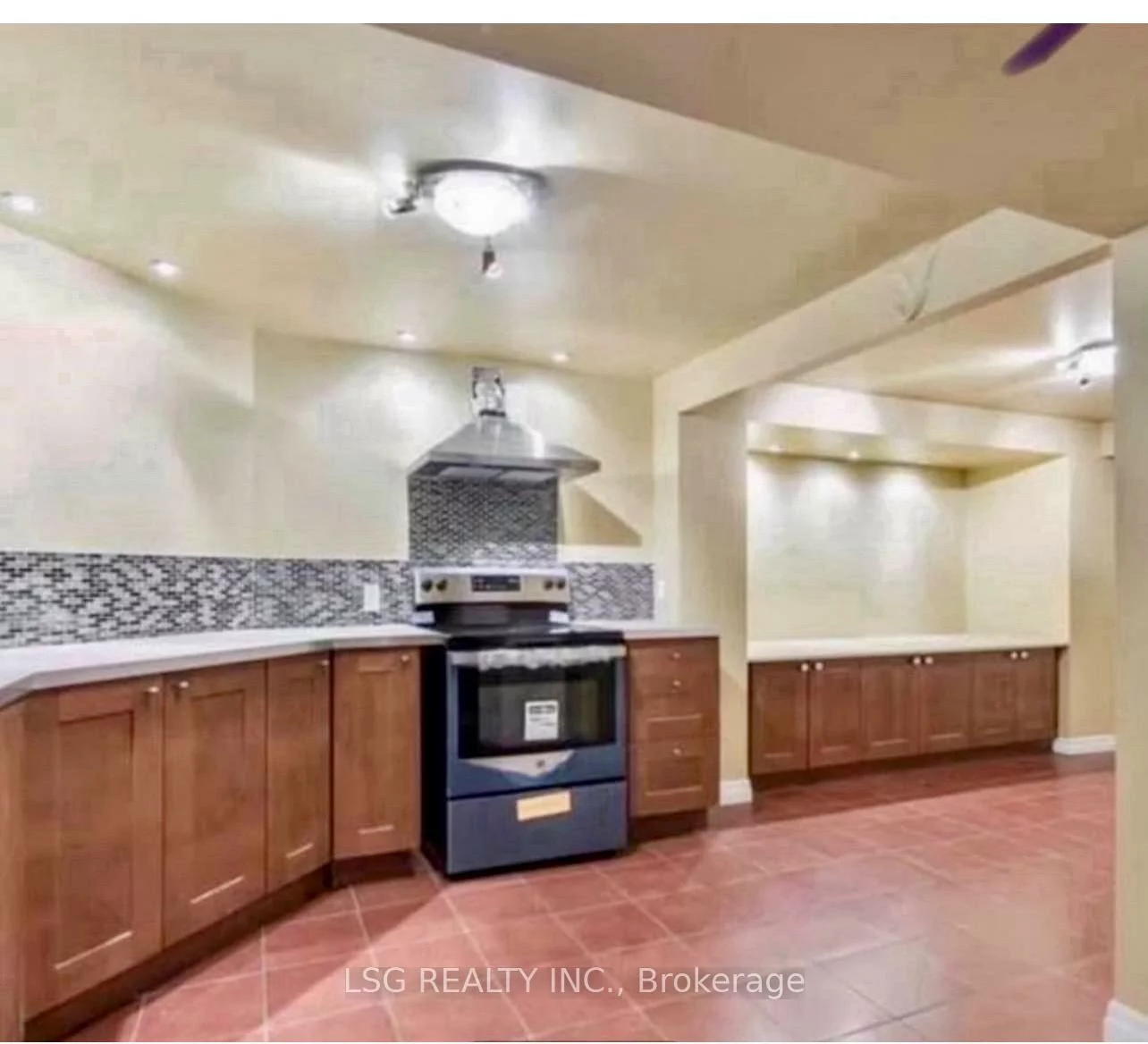 180, Estate Garden, Oak Ridges, Richmond Hill