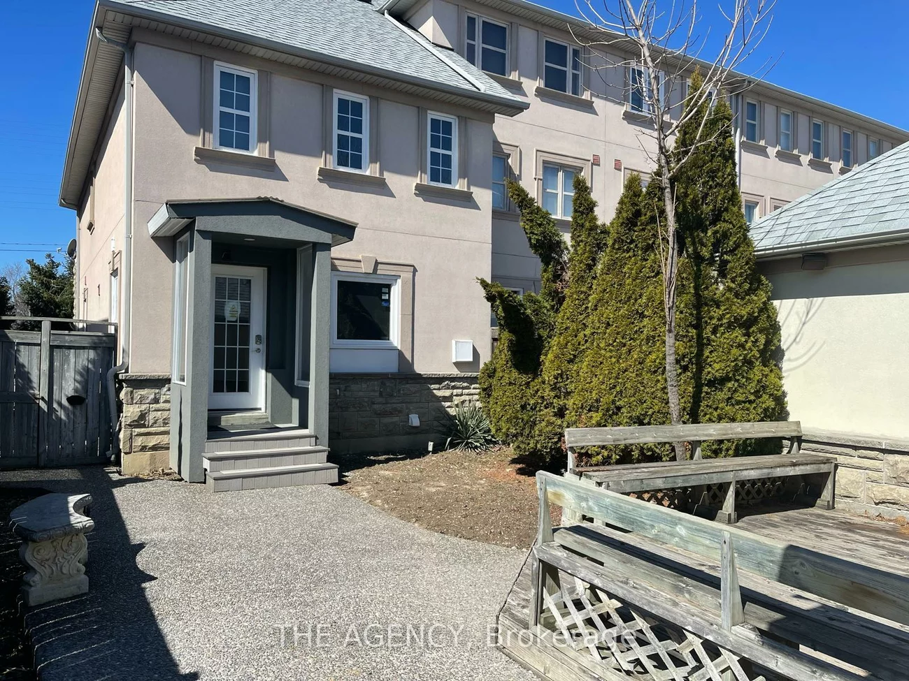 9031, Yonge, Langstaff, Richmond Hill