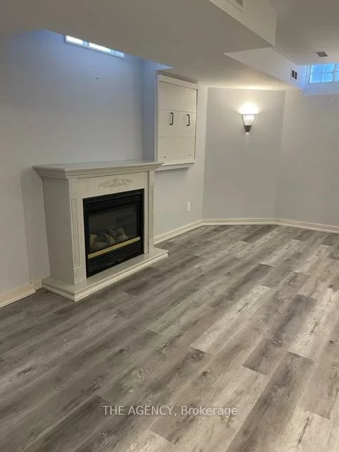 9031, Yonge, Langstaff, Richmond Hill