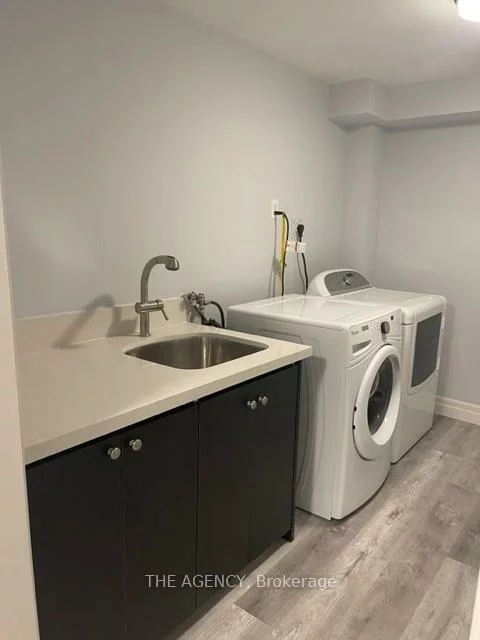 9031, Yonge, Langstaff, Richmond Hill