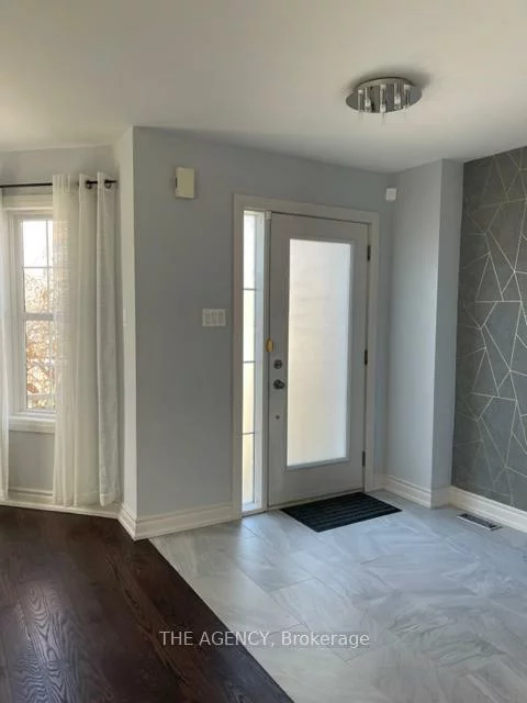 9031, Yonge, Langstaff, Richmond Hill