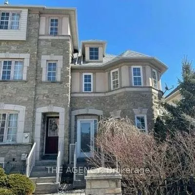 9031, Yonge, Langstaff, Richmond Hill