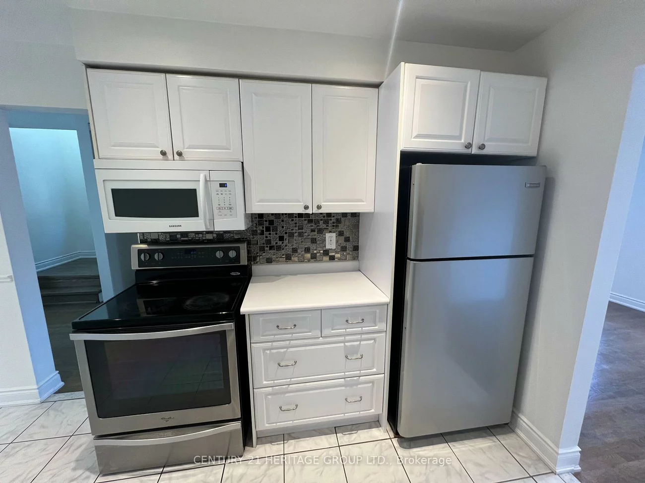 160, Don Head Village, North Richvale, Richmond Hill