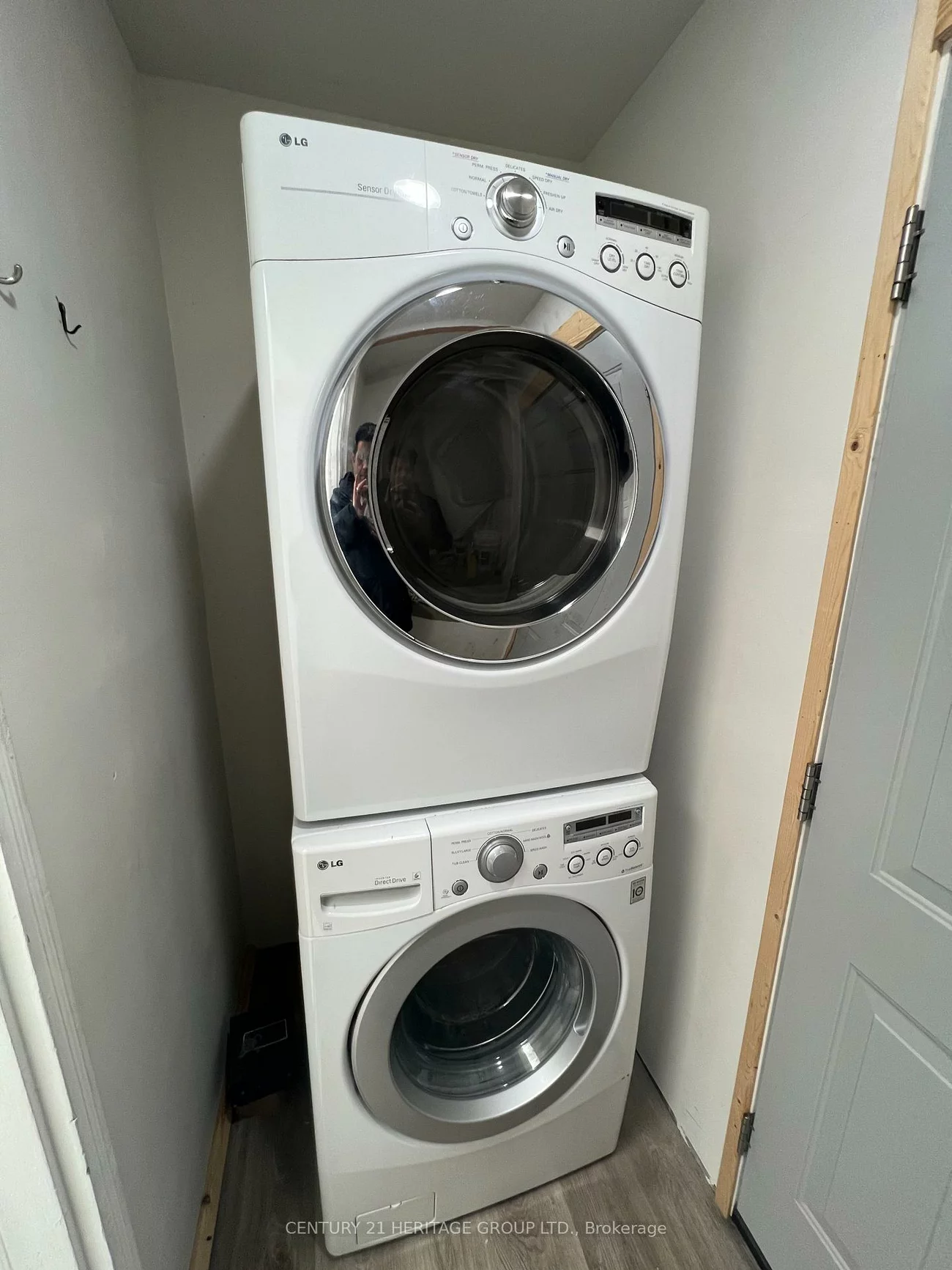 160, Don Head Village, North Richvale, Richmond Hill