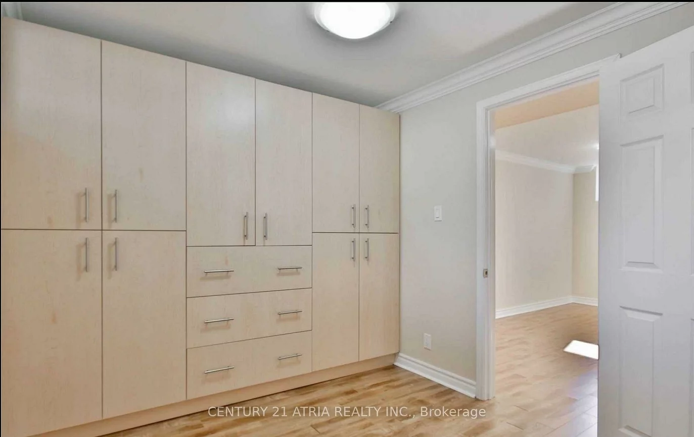 243, Harrygan, Mill Pond, Richmond Hill