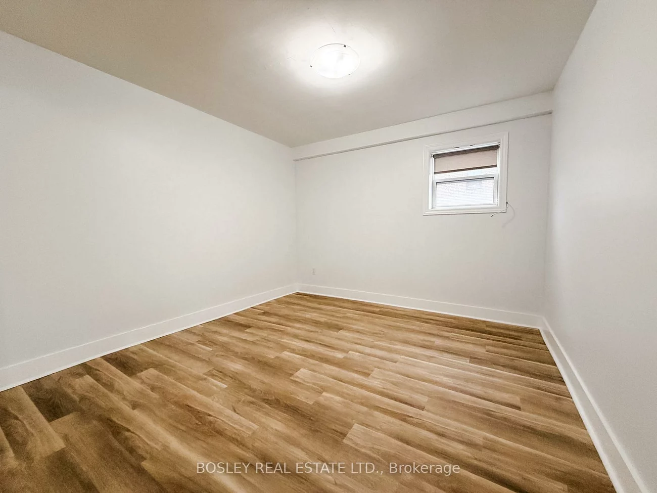 9928A, Bayview, Harding, Richmond Hill