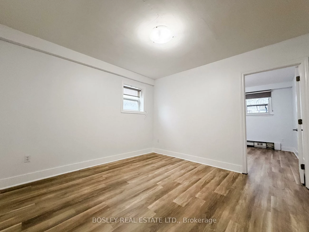 9928A, Bayview, Harding, Richmond Hill