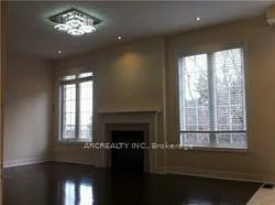 1F, Riding Mountain, Jefferson, Richmond Hill