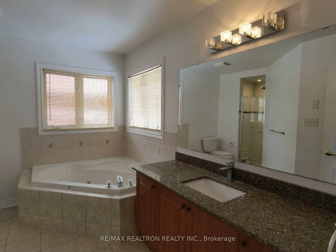 53, Shadow Falls, Jefferson, Richmond Hill