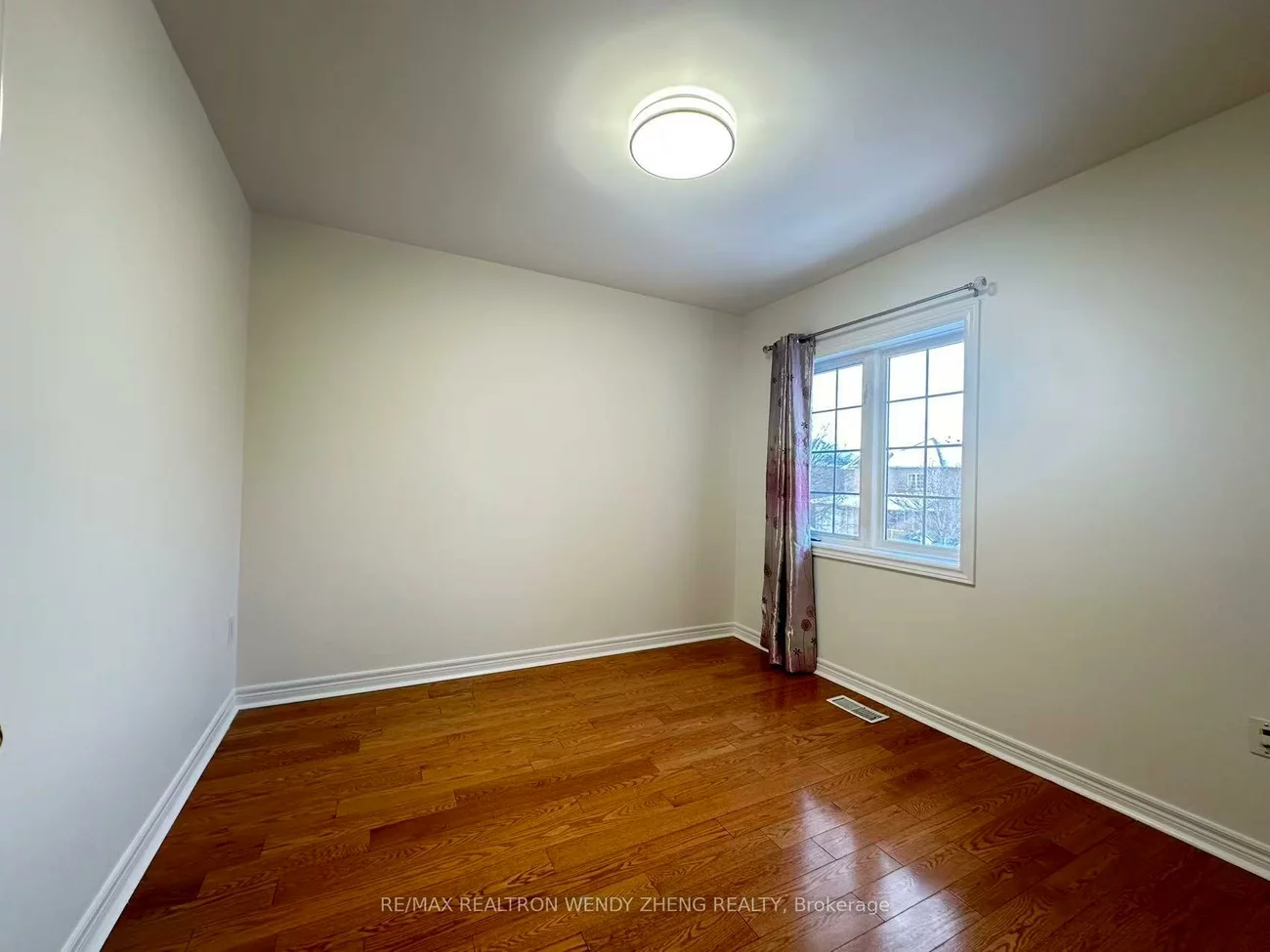 29, Libra, Rouge Woods, Richmond Hill