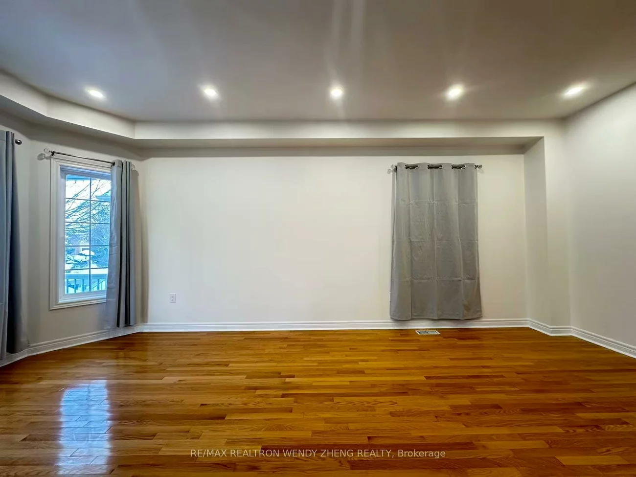 29, Libra, Rouge Woods, Richmond Hill