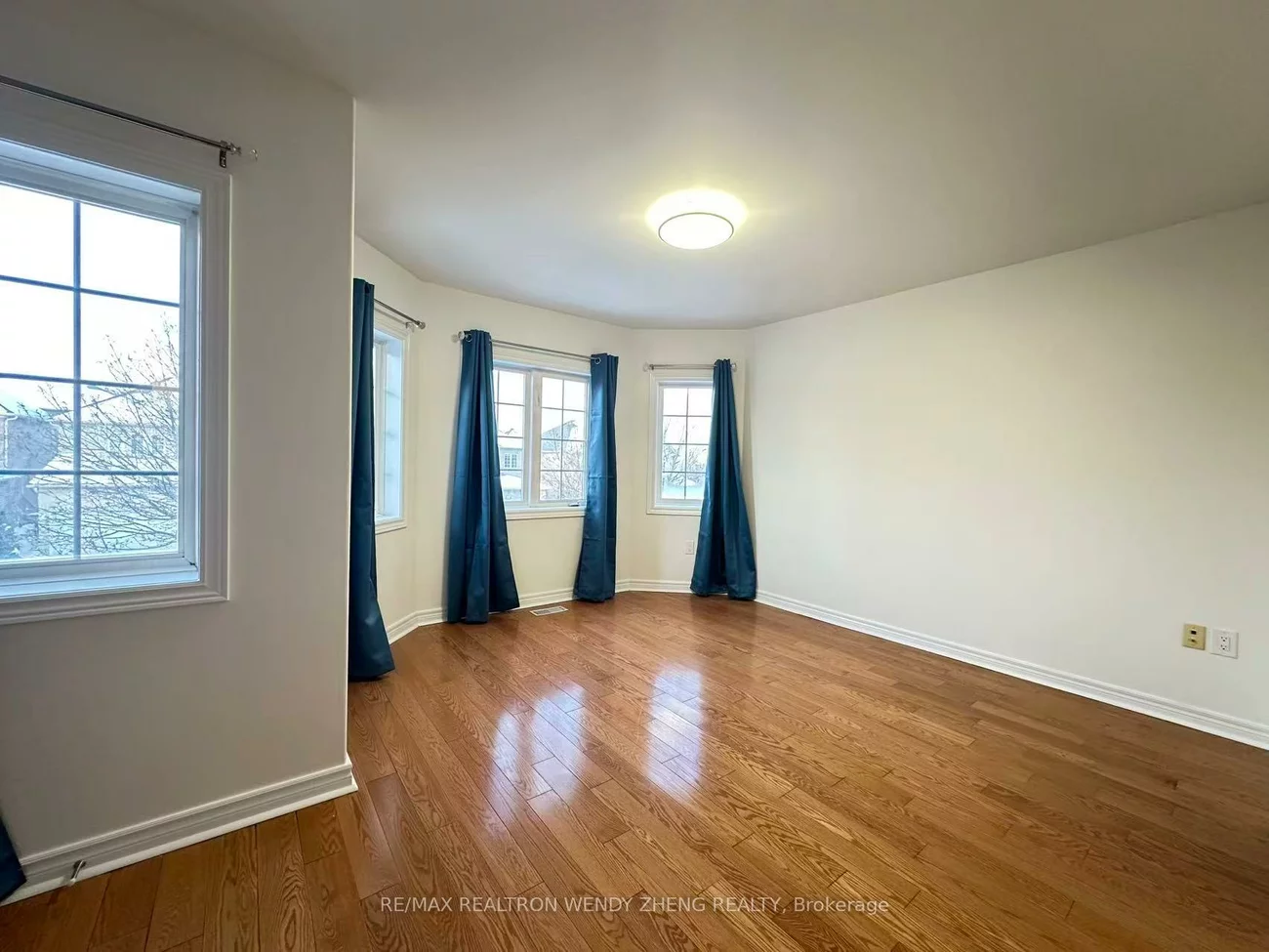 29, Libra, Rouge Woods, Richmond Hill