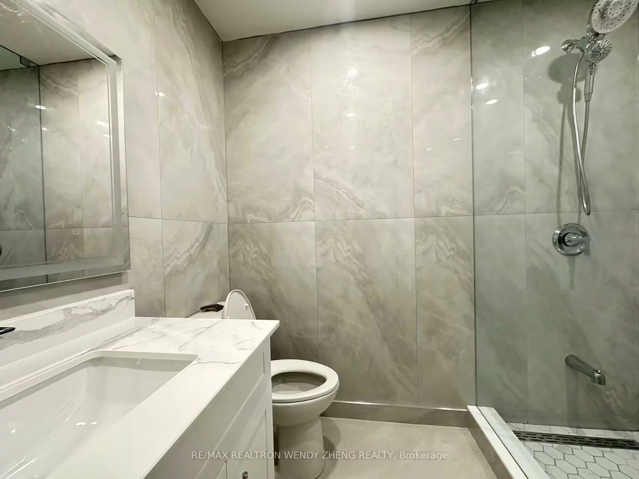 29, Libra, Rouge Woods, Richmond Hill