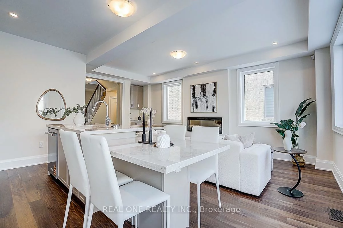 18, Mace, Rural Richmond Hill, Richmond Hill