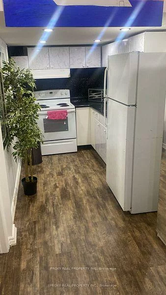 193, Selwyn, Jefferson, Richmond Hill