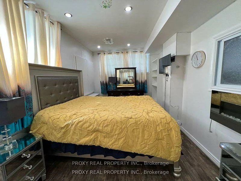 193, Selwyn, Jefferson, Richmond Hill