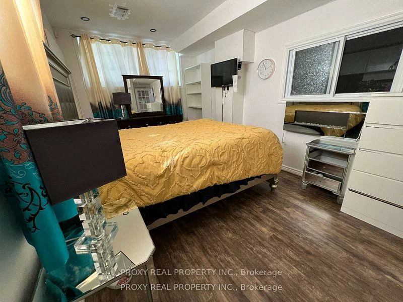 193, Selwyn, Jefferson, Richmond Hill