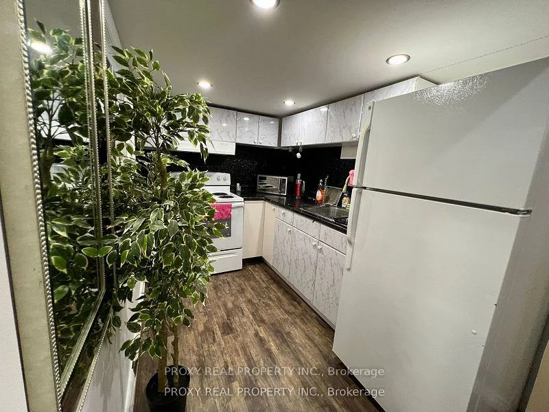 193, Selwyn, Jefferson, Richmond Hill