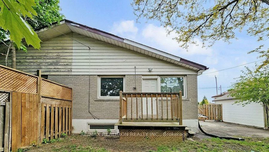 319, Taylor Mills, Crosby, Richmond Hill