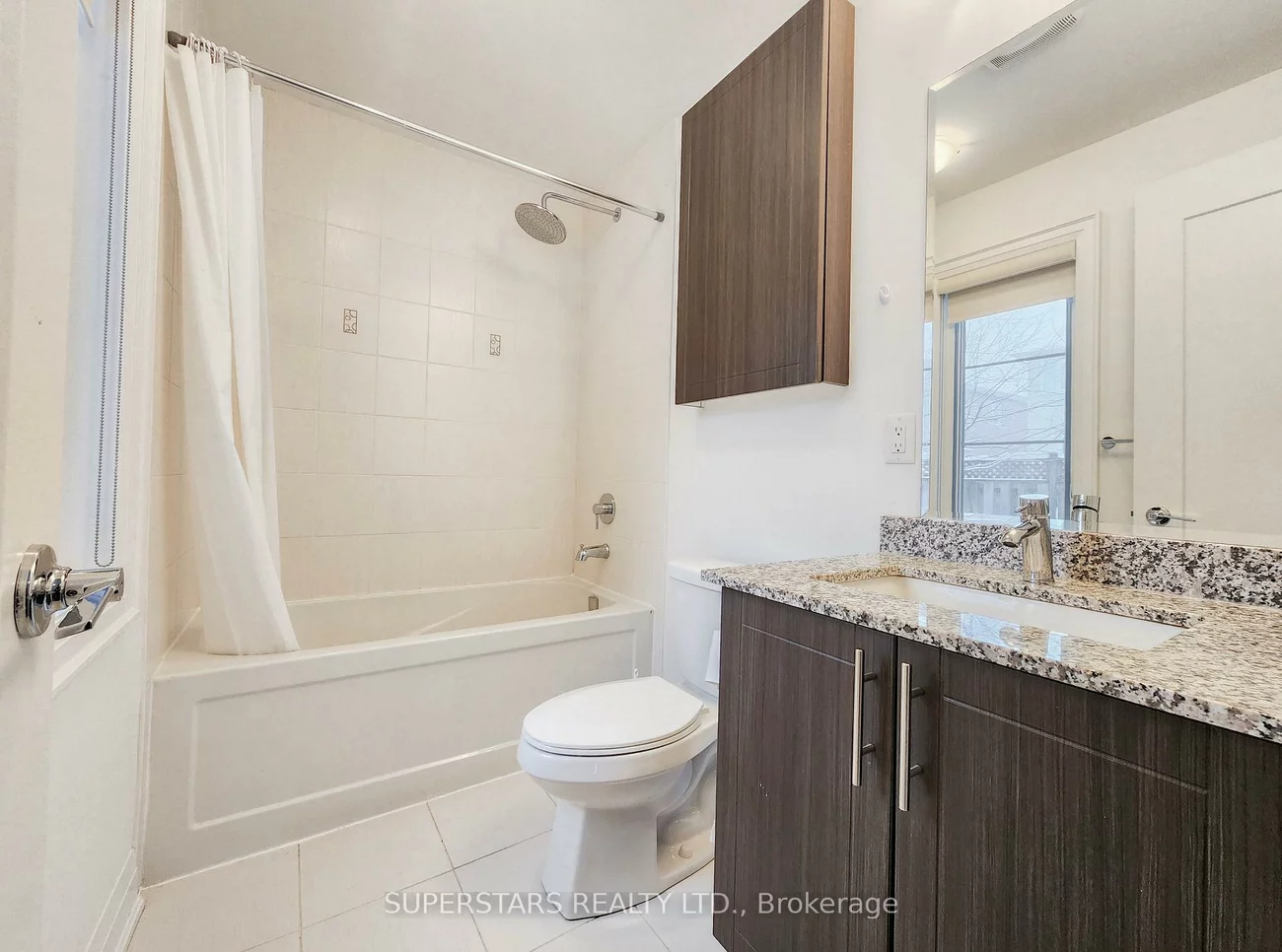 57, Divon, Bayview Hill, Richmond Hill