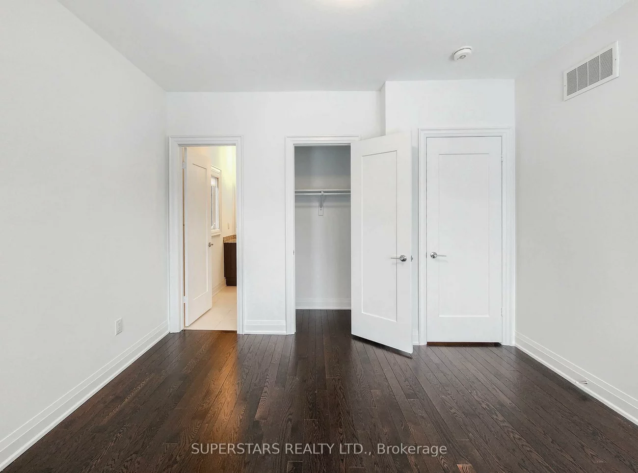 57, Divon, Bayview Hill, Richmond Hill