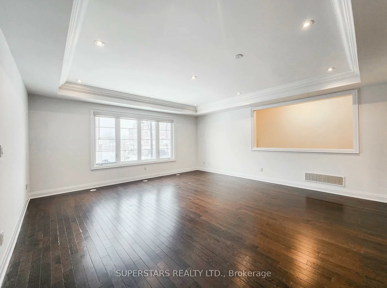 57, Divon, Bayview Hill, Richmond Hill