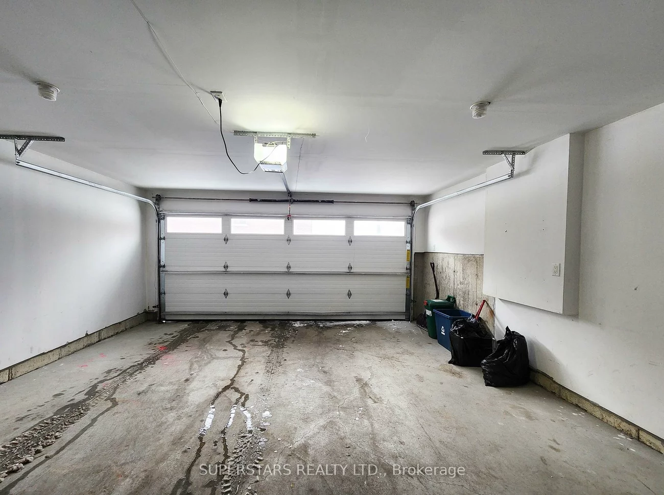 57, Divon, Bayview Hill, Richmond Hill