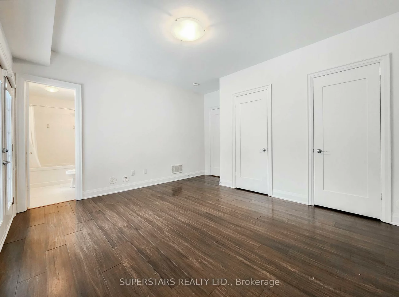 57, Divon, Bayview Hill, Richmond Hill