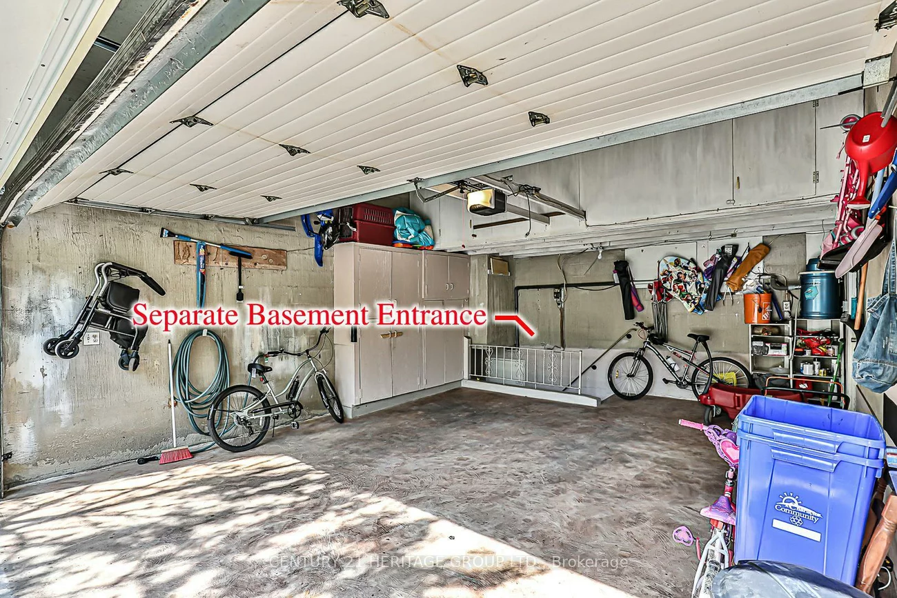 40, Weldrick, North Richvale, Richmond Hill