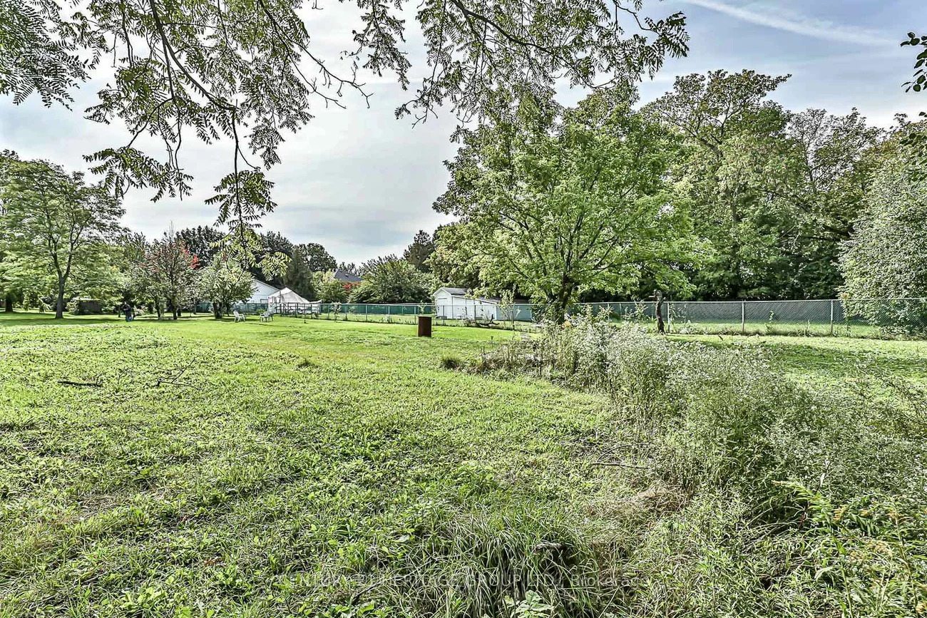 40, Weldrick, North Richvale, Richmond Hill