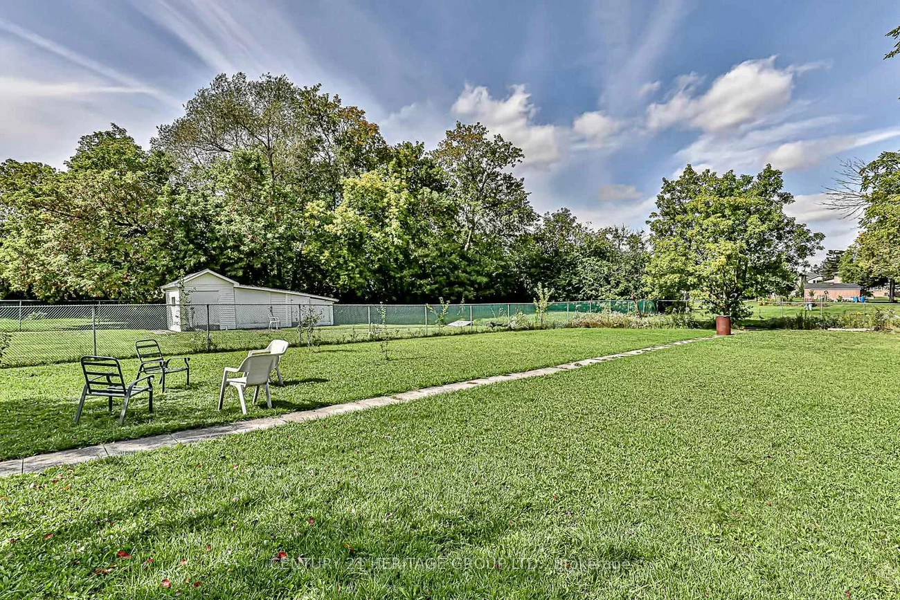 40, Weldrick, North Richvale, Richmond Hill