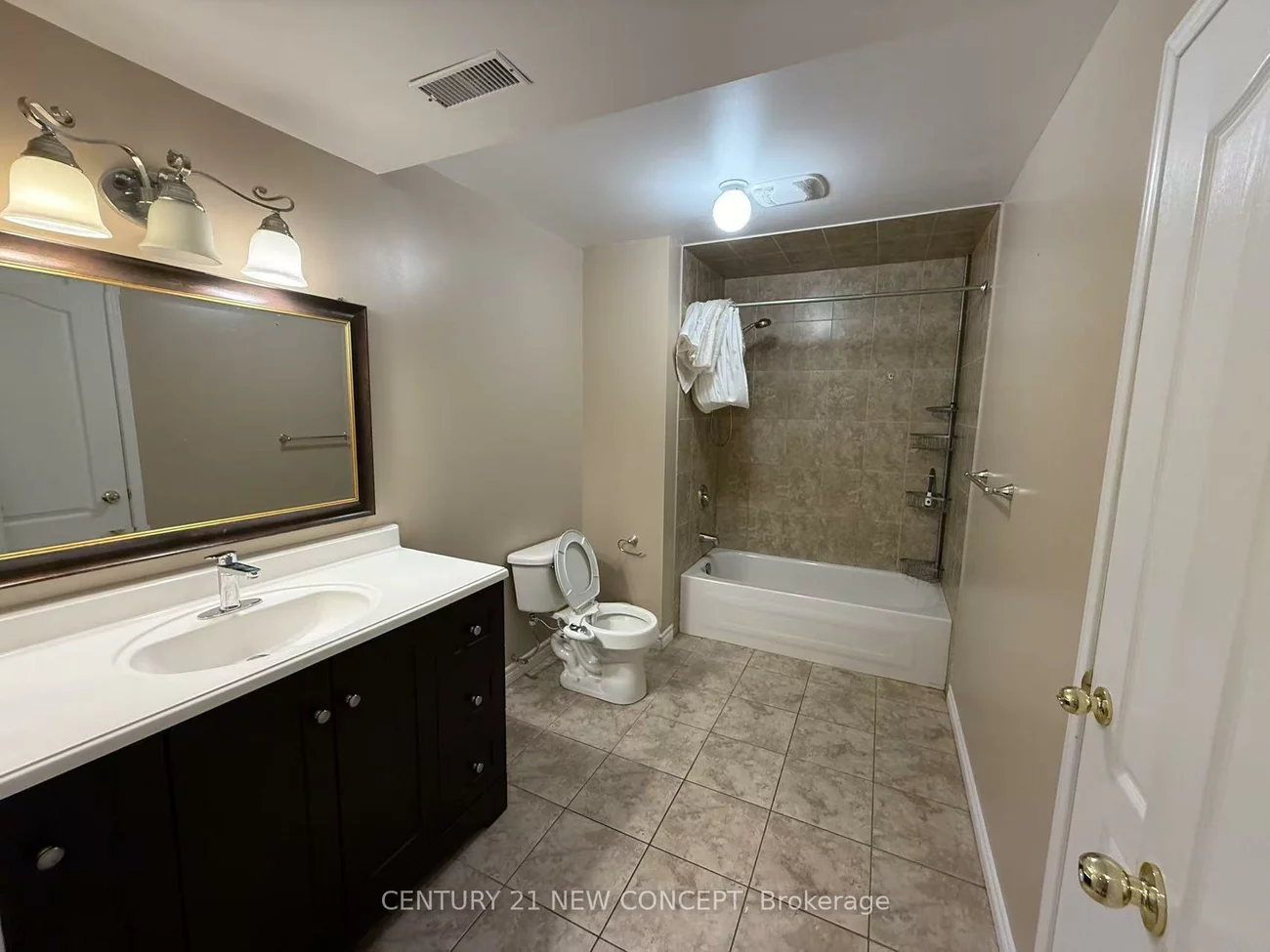 75, Alpaca, Jefferson, Richmond Hill