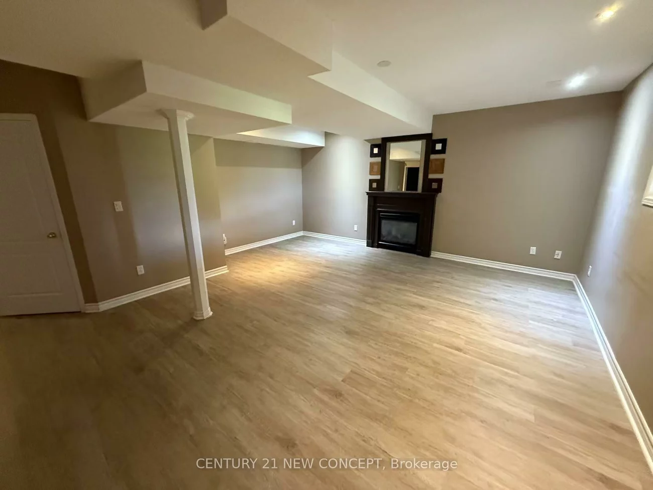 75, Alpaca, Jefferson, Richmond Hill